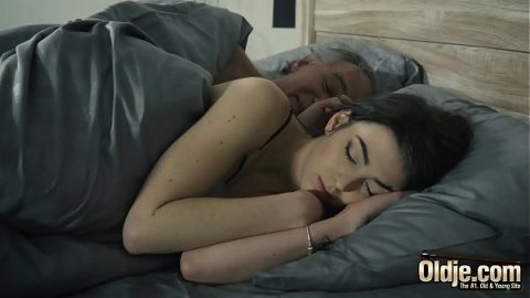 https://www.xxxsexbf.com/old-man-with-young-girl-seduces-grandpa/